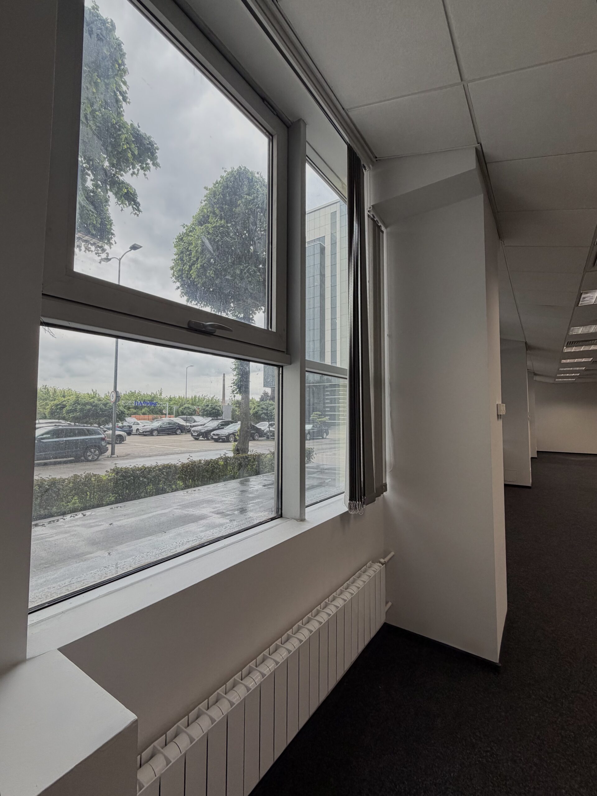 OFFICE FOR RENT, 214m² 1st FLOOR, BC IRVA 4